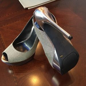 Jessica Simpson Mesh high heels 10m