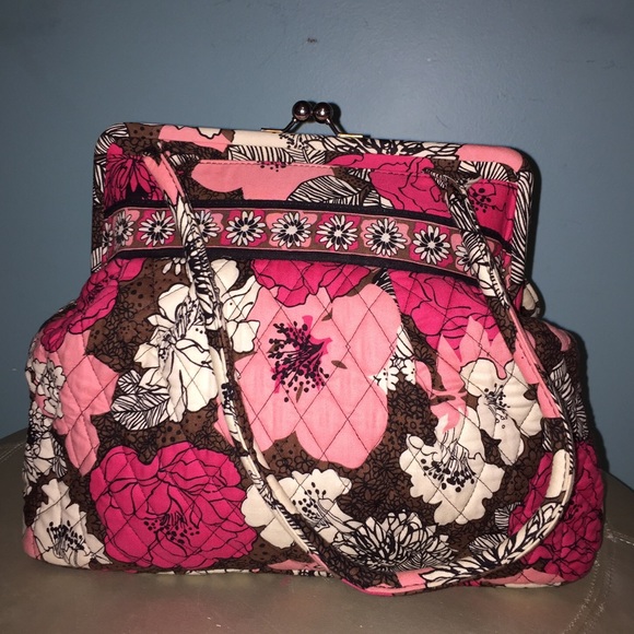 Vera Bradley- clasp handbag