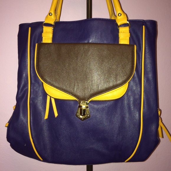 SALE Navy blue & yellow Steve Madden tote