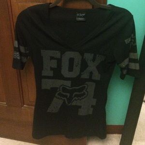 Black fox t shirt