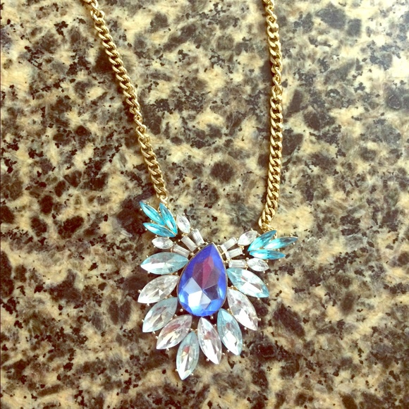 Statement necklace - Picture 1 of 3