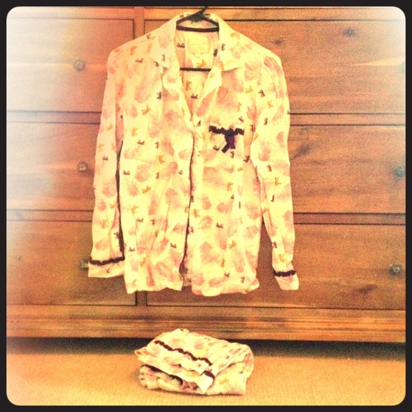 Victoria's Secret pajama set size small
