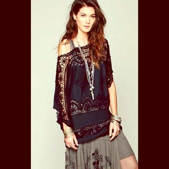 Free People Tops - Free People NEW ROMANTICS Simply Lace TunicM