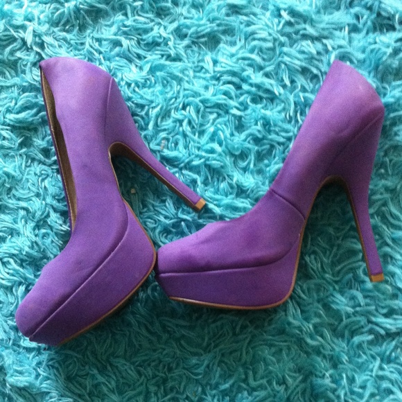 Body Central lavender heels