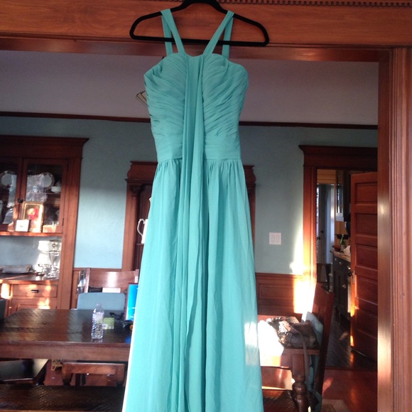 Prom dress - Picture 2 of 4