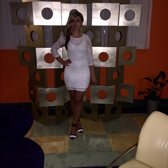 White lace dress size s