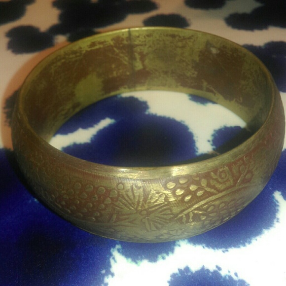 Bangle - Picture 2 of 3