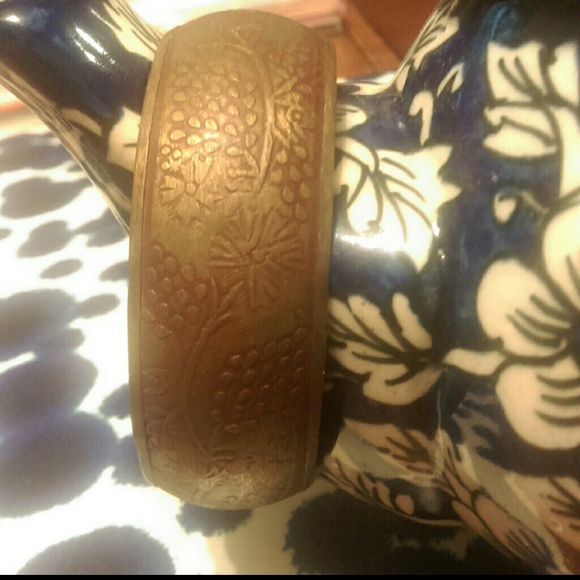 Bangle - Picture 3 of 3