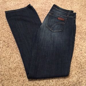 Size 28 honey fit Joe's jeans excellent condition