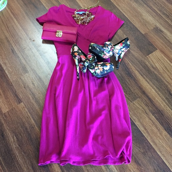 Super comfortable hot pink dress