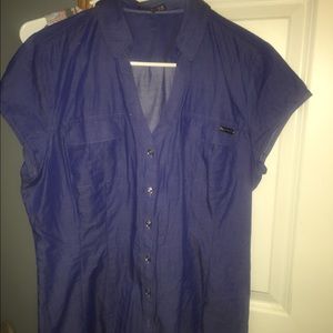 Express SS button up