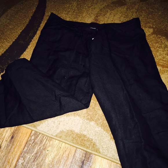 Capri pants