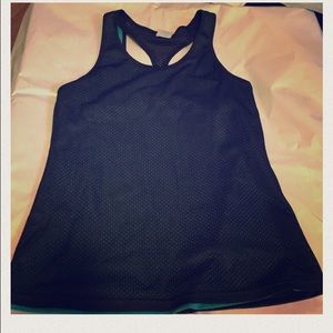 Reversible working out shirt !