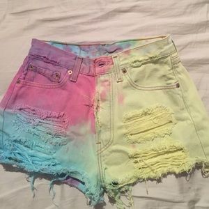 Levi tie dye cut offs