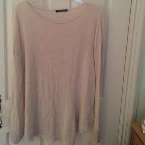 brandy Melville sweater