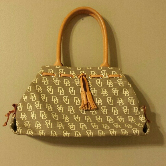 Dooney & Bourke bag