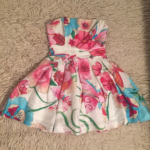 bebe summer dresses