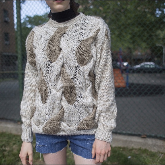 Comfy braided vintage sweater, HAND KNIT. - Picture 1 of 1