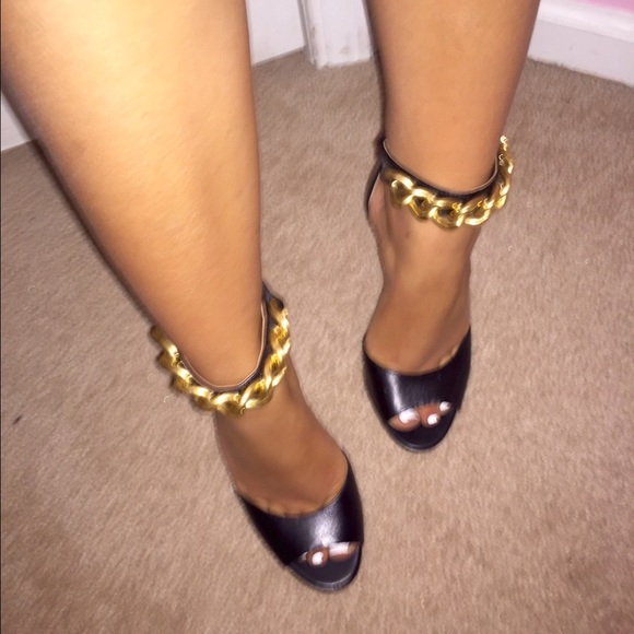 Sam Edelman chain heels. - Picture 5 of 5