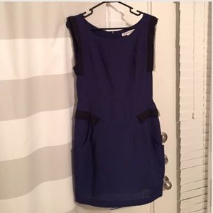 BCBGeneration Blue Fitted Cocktail Dress - 6