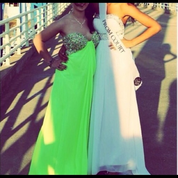 White Rhinestone Formal Dress 💞 - Picture 4 of 4