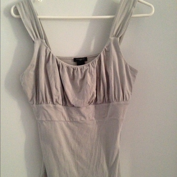 ANN TAYLOR Gray tank