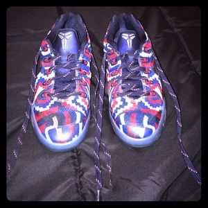 Nike Kobe IX White/Mttlc Silver-Hypr Cblt-Act