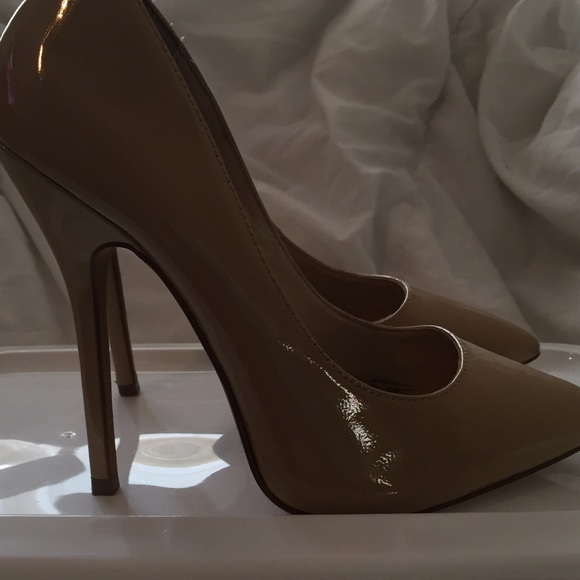 💖Steve Madden Stilettos - Picture 2 of 4