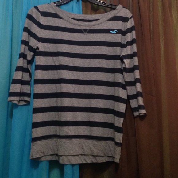 Hollister shirt - Picture 1 of 2