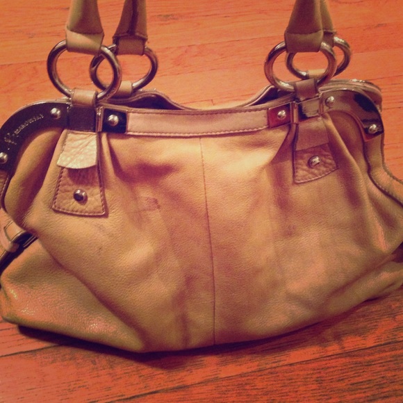 B. Makowsky satchel handbag