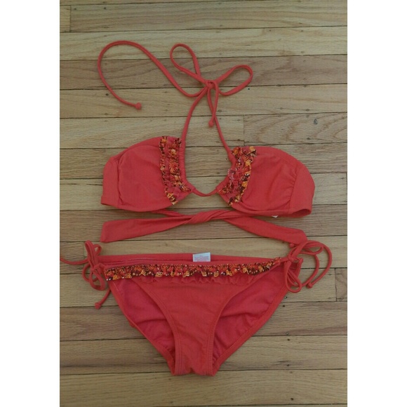 String Bikini - Picture 1 of 1