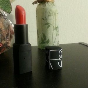 NARS LIPSTICK