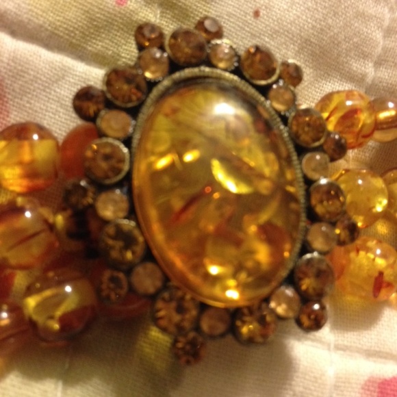 WOW 3 Strand Vintage Beaded Center Stone Bracelet - Picture 4 of 4