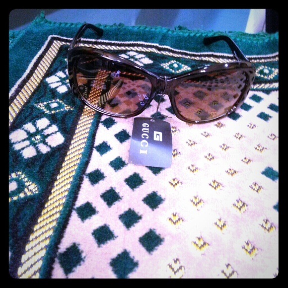 Gucci shades brand new