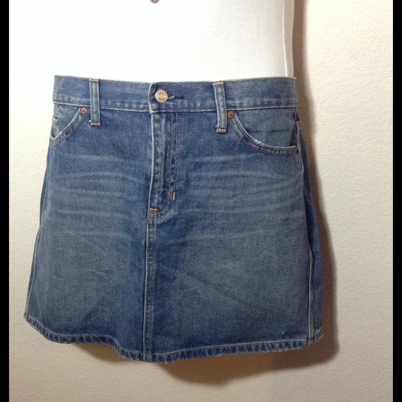 WE DON'T USE WIRE HANGEEEEEERS!!! 👗👗👗 - Picture 4 of 4