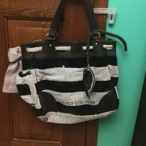Black and grey juicy purse