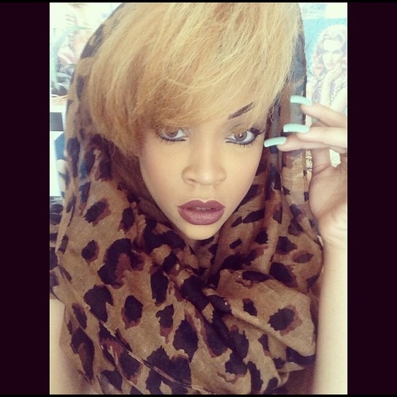 Leopard print scarf
