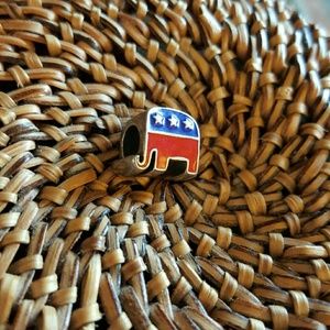 GOP Republican Zable European charm like Pandora