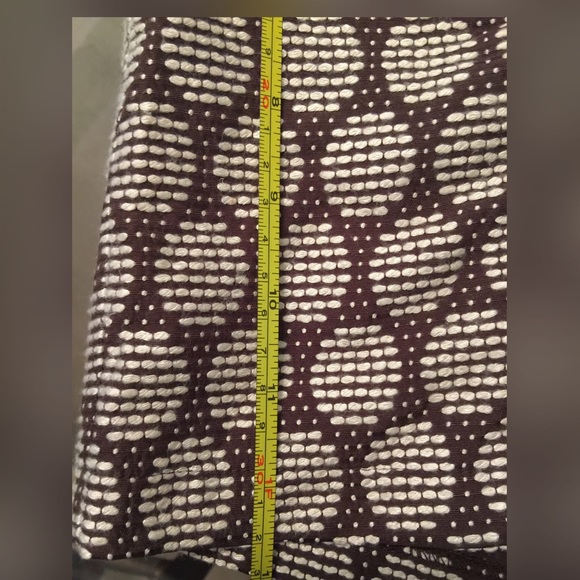 Shorts - Picture 3 of 4