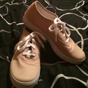 KEDS TAN SHOES WOMENS SIZE 9