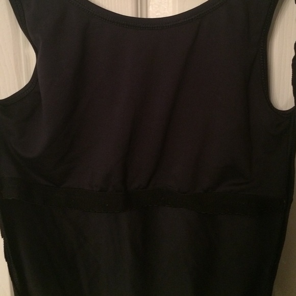 Open back one piece - Picture 4 of 4