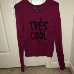 Hot pink H&M knit sweater "très cool"