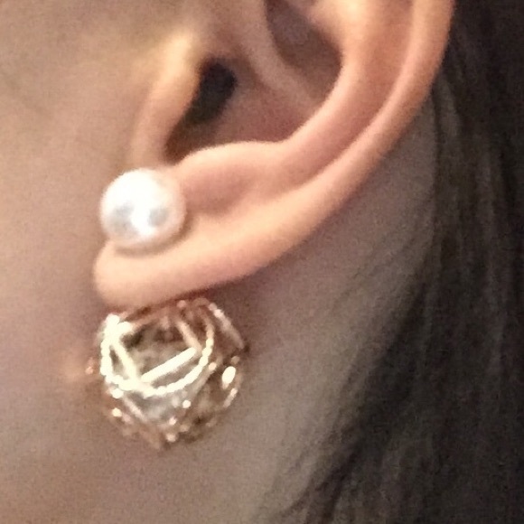 GreatQuality/Unique~brand new~DoubleSided Earrings - Picture 2 of 2