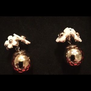 Daisy Style~new~ Double Sided Earrings Yellow Gold