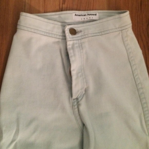 Light wash American Apparel easy jeans