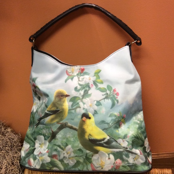 GALLERIA ENTERPRISES Handbags - 🎉HOST PICK🎉GALLERIA GOLD FINCH SHOULDER BAG