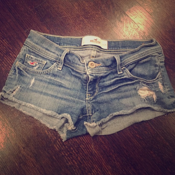 Hollister Medium Wash Cut off Jean Shorts