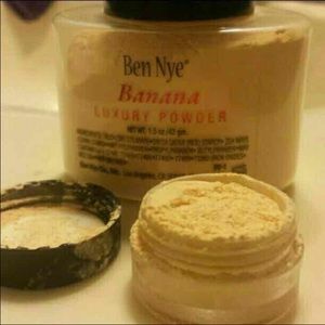 For Bree, 2 Ben Nye Banana Powders
