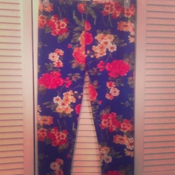 Euc floral leggings