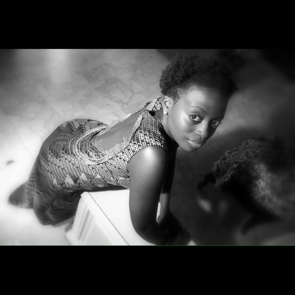 Timeless long Ankara cocktail dress - Picture 2 of 4